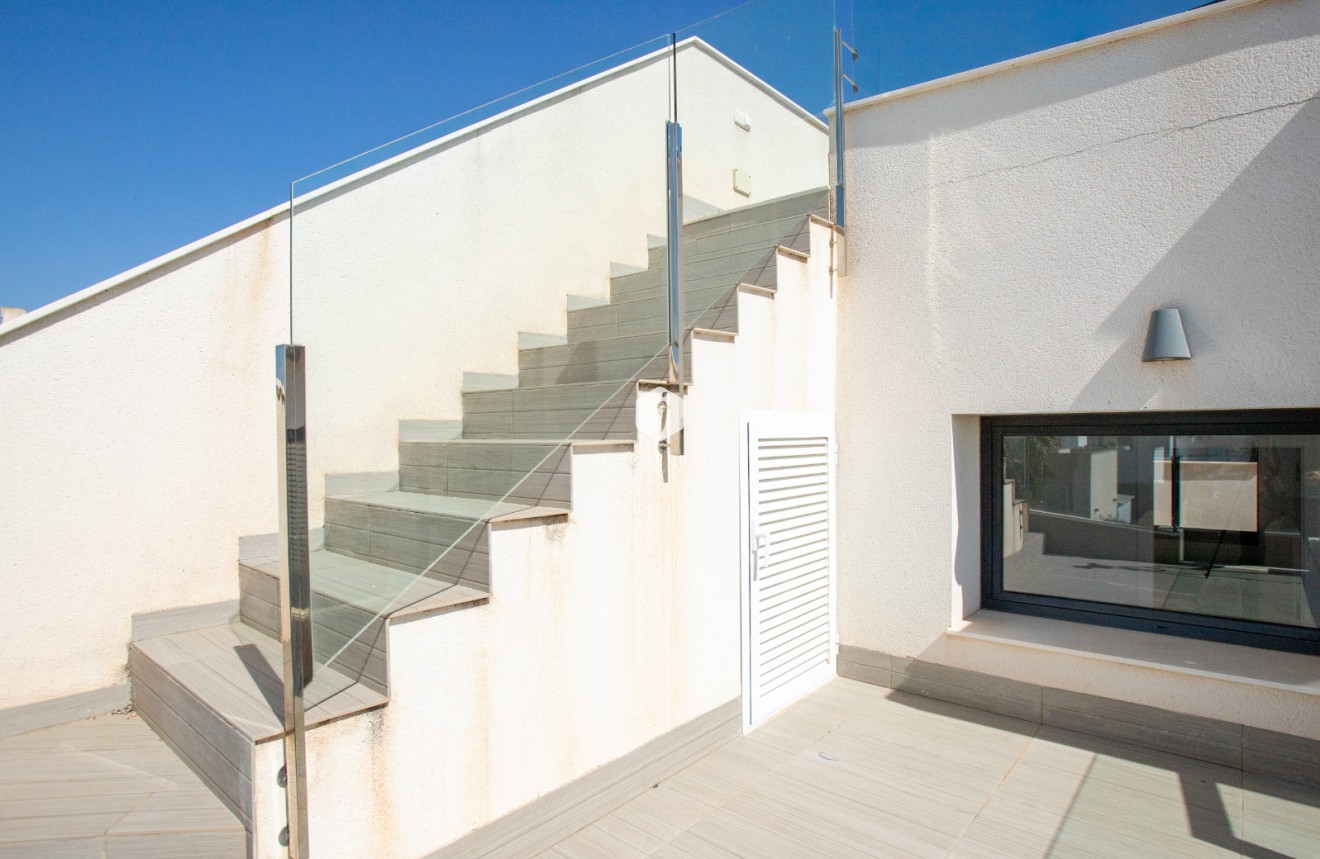 Tweedehands - Villa -
Ciudad Quesada - Costa Blanca