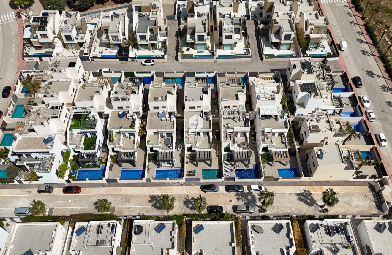 Tweedehands - Villa -
Ciudad Quesada - Costa Blanca