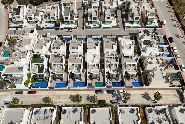 Tweedehands - Villa -
Ciudad Quesada - Costa Blanca