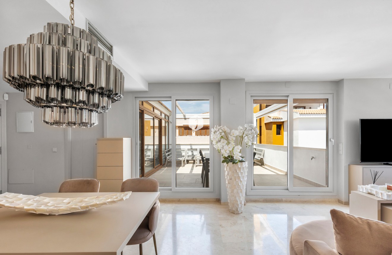 Resale - Apartment / flat -
Torrevieja - Costa Blanca