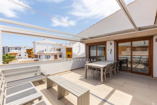 Resale - Apartment / flat -
Torrevieja - Costa Blanca