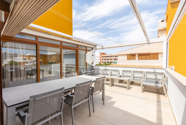 Resale - Apartment / flat -
Torrevieja - Costa Blanca
