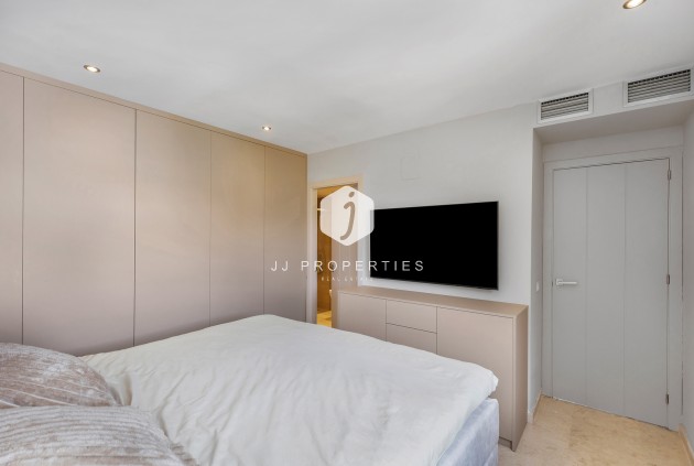 Resale - Apartment / flat -
Torrevieja - Costa Blanca