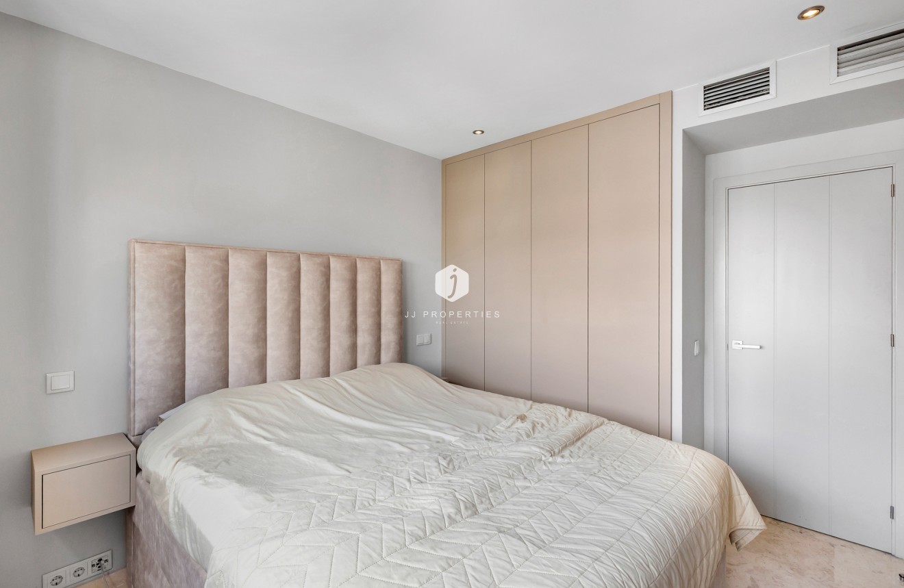 Resale - Apartment / flat -
Torrevieja - Costa Blanca