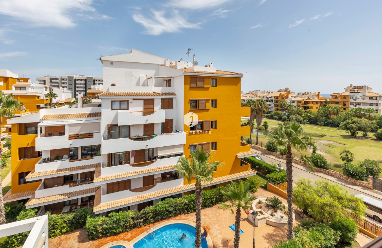 Resale - Apartment / flat -
Torrevieja - Costa Blanca