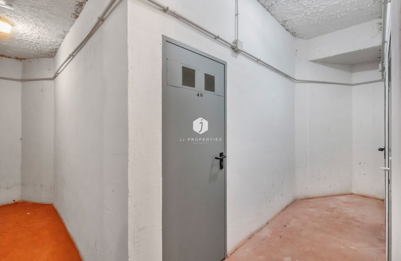 Resale - Apartment / flat -
Torrevieja - Costa Blanca