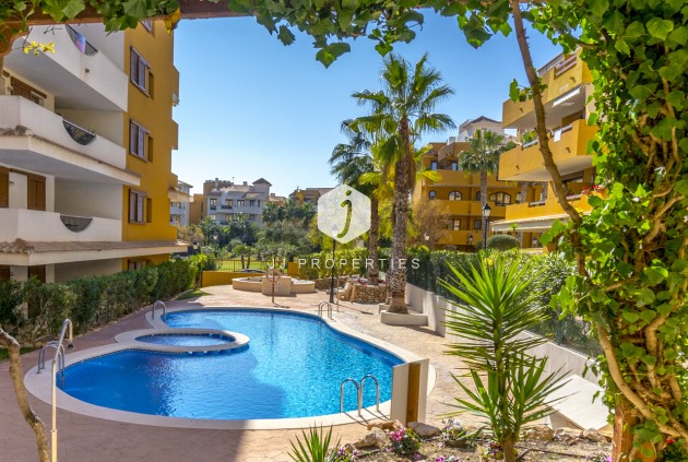 Resale - Apartment / flat -
Torrevieja - Costa Blanca