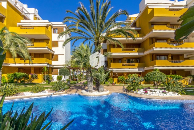 Resale - Apartment / flat -
Torrevieja - Costa Blanca