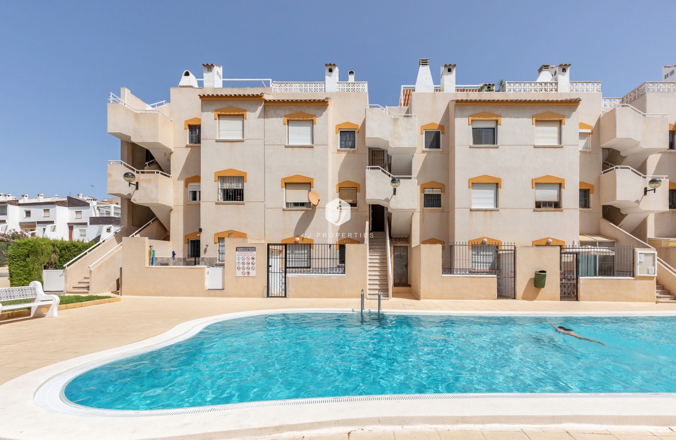 Tweedehands - Appartement / flat -
Torrevieja - Costa Blanca