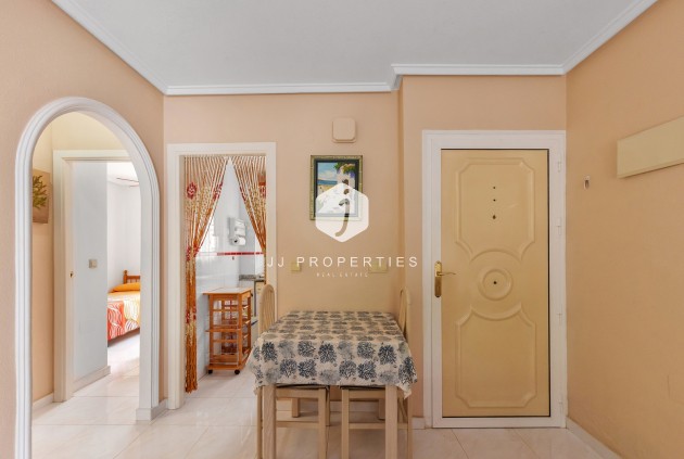 Tweedehands - Appartement / flat -
Torrevieja - Costa Blanca