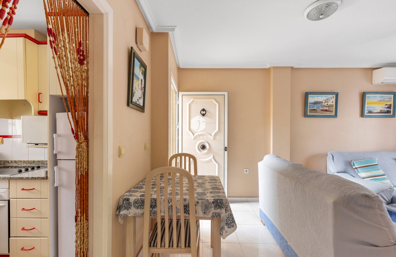 Tweedehands - Appartement / flat -
Torrevieja - Costa Blanca