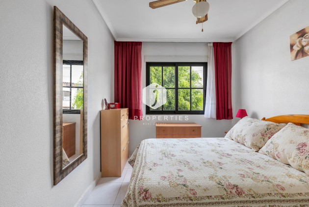 Tweedehands - Appartement / flat -
Torrevieja - Costa Blanca