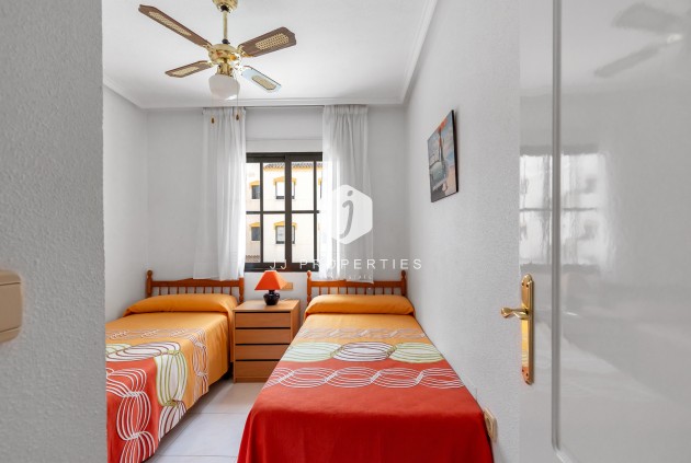 Tweedehands - Appartement / flat -
Torrevieja - Costa Blanca