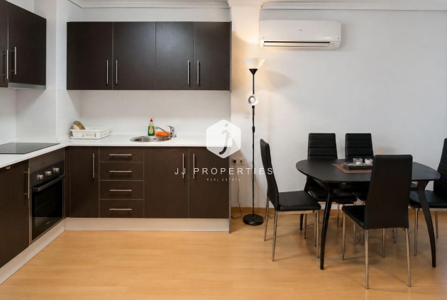 Aus zweiter Hand - Wohnung -
Torrevieja - Nueva Torrevieja