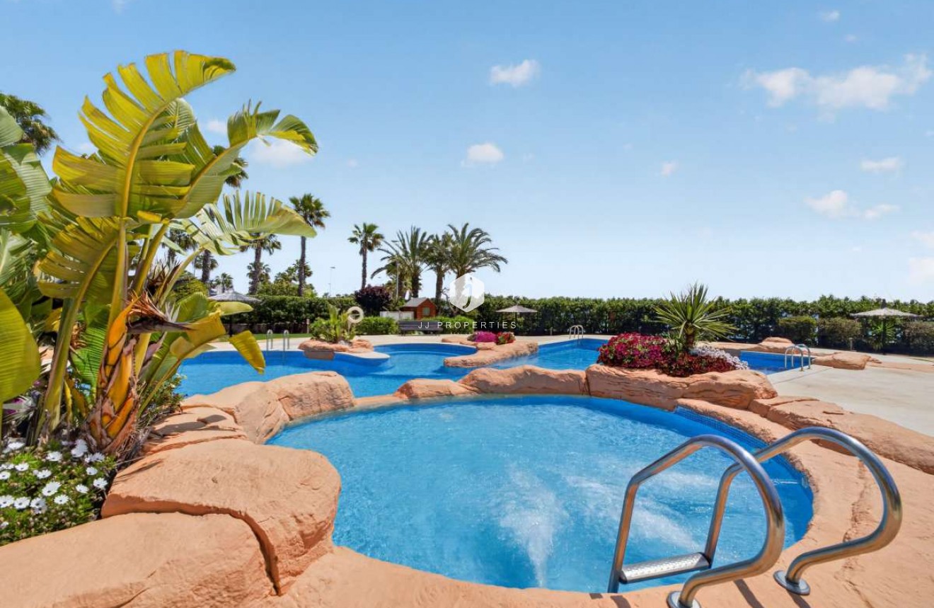 Tweedehands - Appartement / flat -
Cabo Roig - Costa Blanca