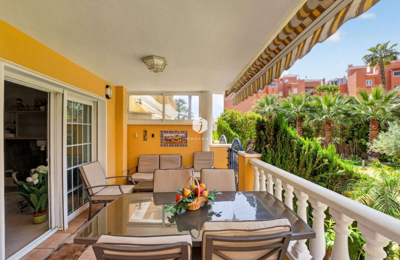 Tweedehands - Appartement / flat -
Cabo Roig - Costa Blanca