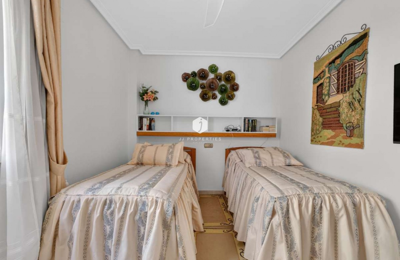 Tweedehands - Appartement / flat -
Cabo Roig - Costa Blanca