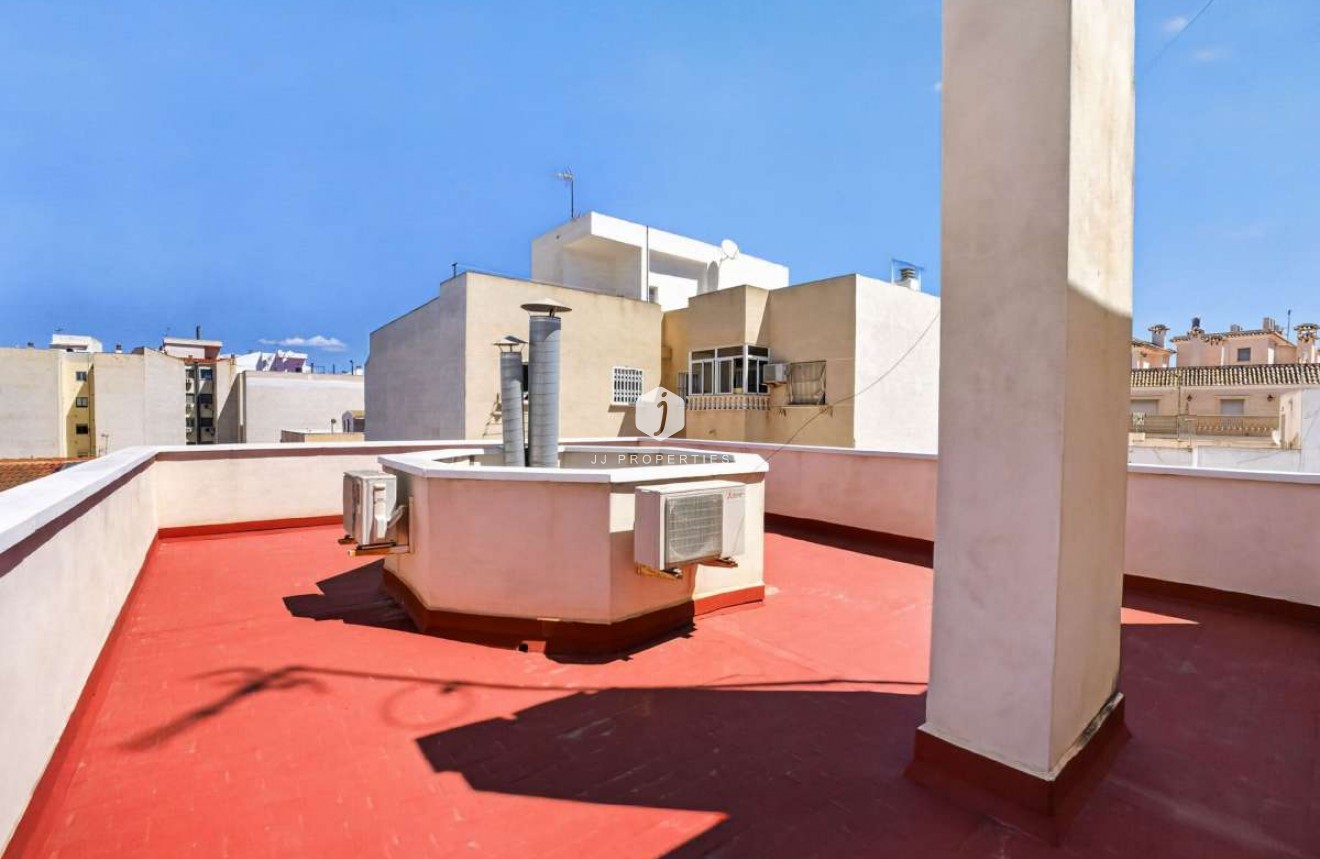 Resale - Apartment / flat -
Torrevieja - Costa Blanca