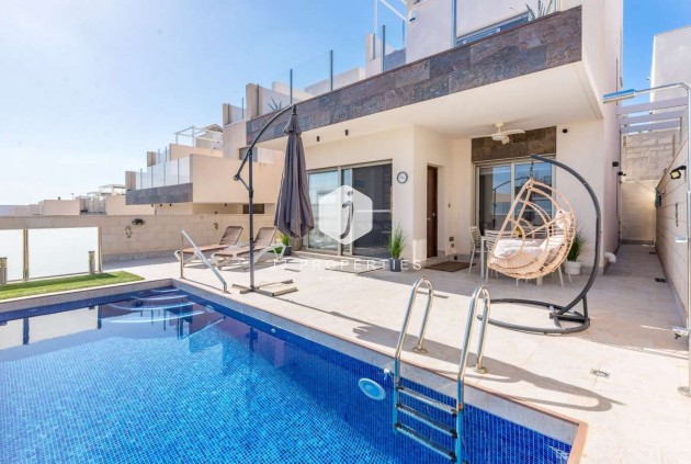 Tweedehands - Villa -
Orihuela Costa - Costa Blanca