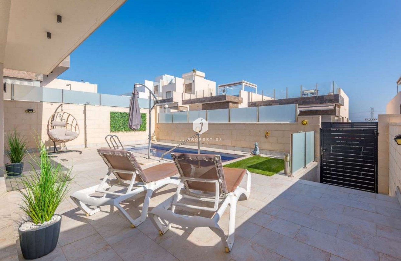 Tweedehands - Villa -
Orihuela Costa - Costa Blanca