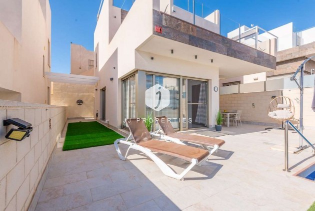 Tweedehands - Villa -
Orihuela Costa - Costa Blanca