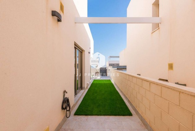 Tweedehands - Villa -
Orihuela Costa - Costa Blanca