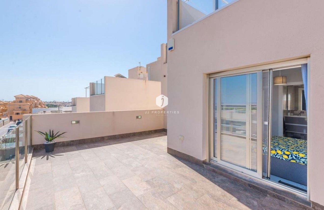 Tweedehands - Villa -
Orihuela Costa - Costa Blanca
