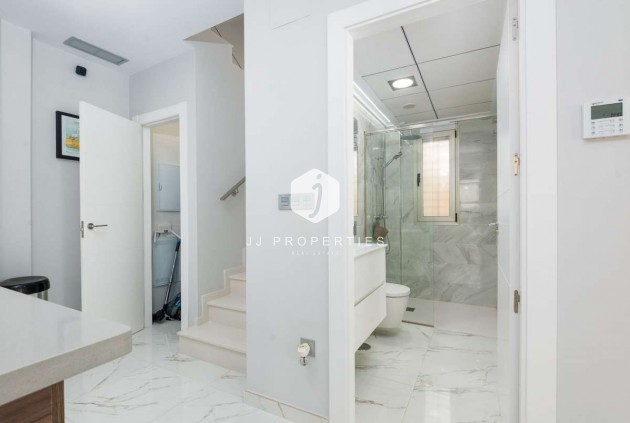 Tweedehands - Villa -
Orihuela Costa - Costa Blanca