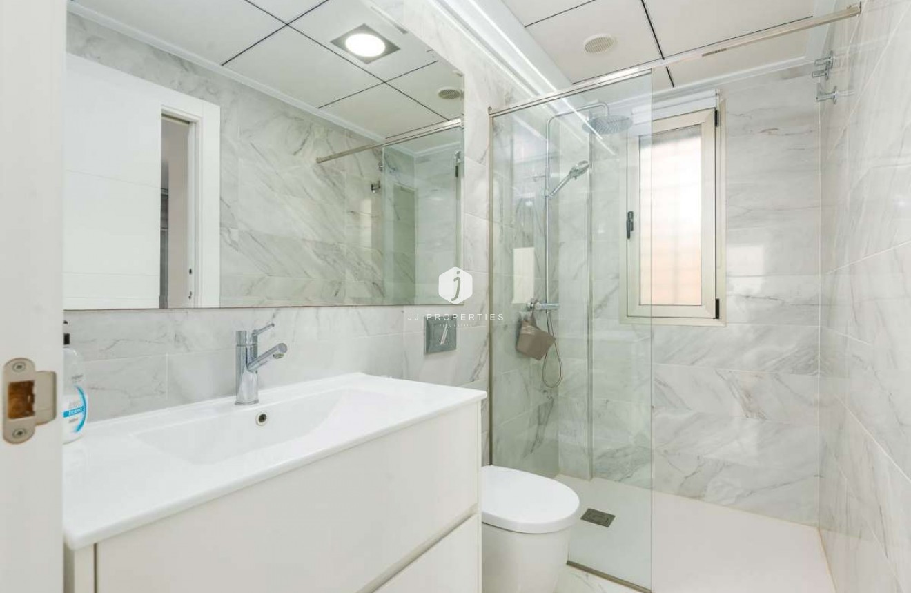 Tweedehands - Villa -
Orihuela Costa - Costa Blanca