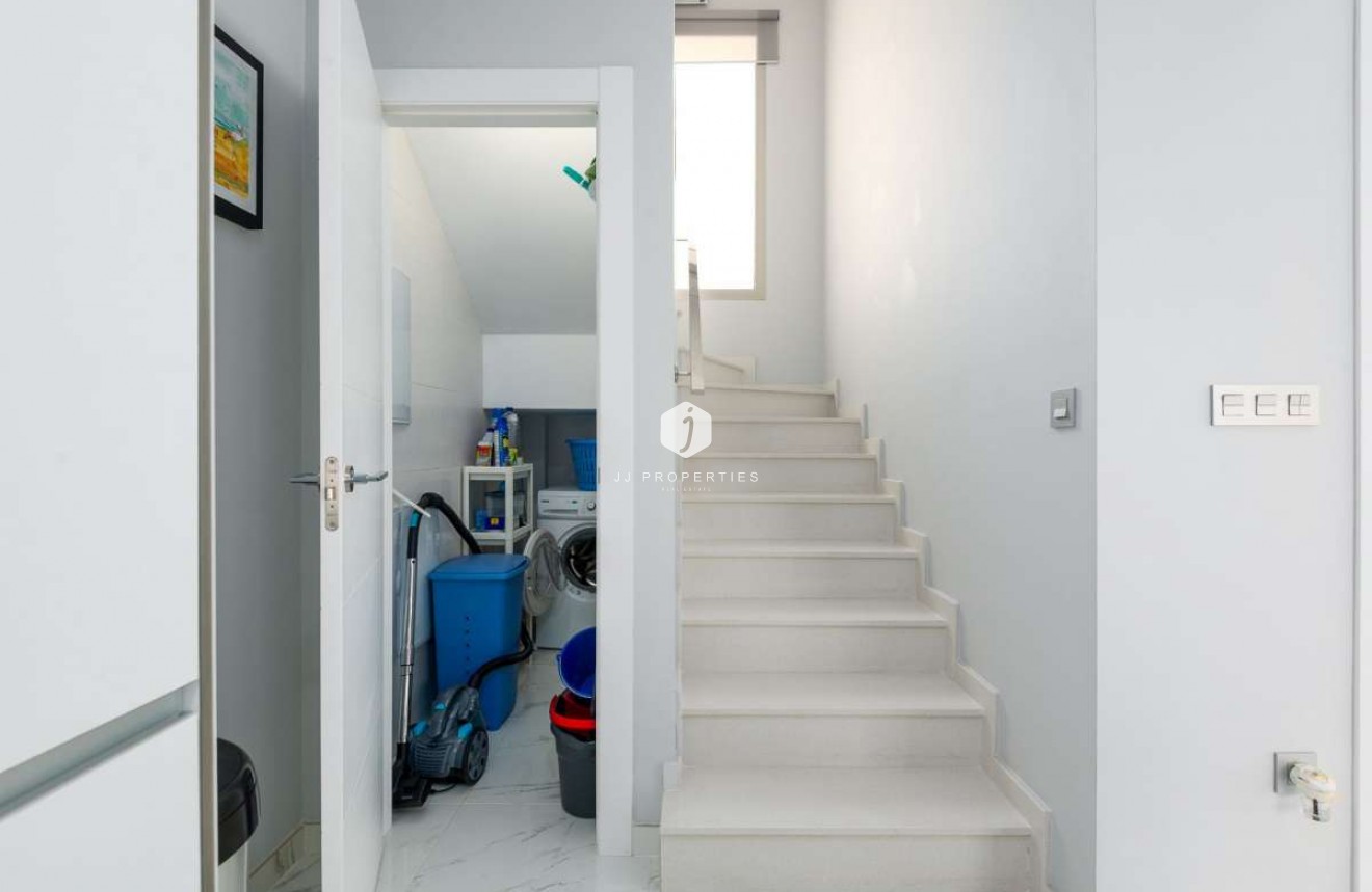 Tweedehands - Villa -
Orihuela Costa - Costa Blanca