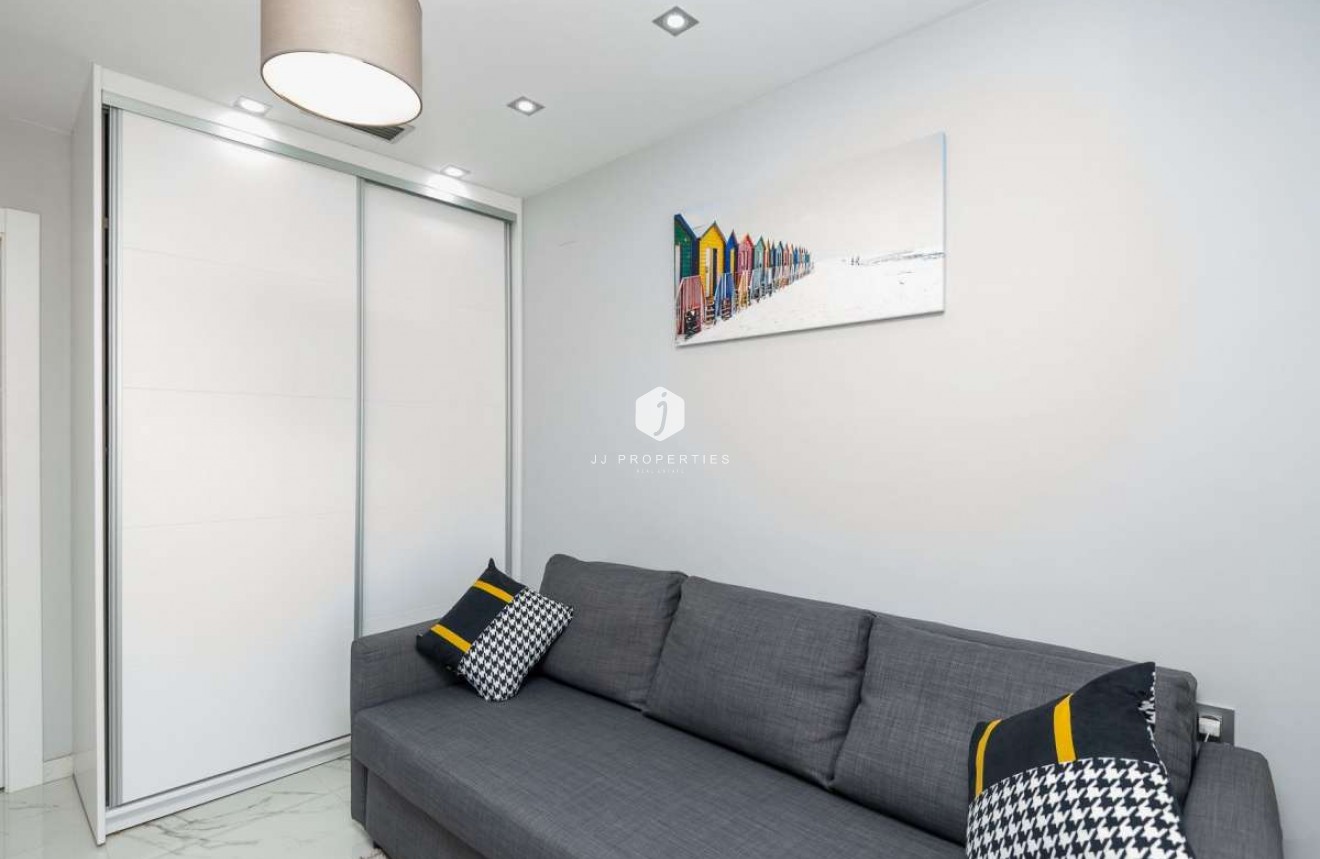 Tweedehands - Villa -
Orihuela Costa - Costa Blanca