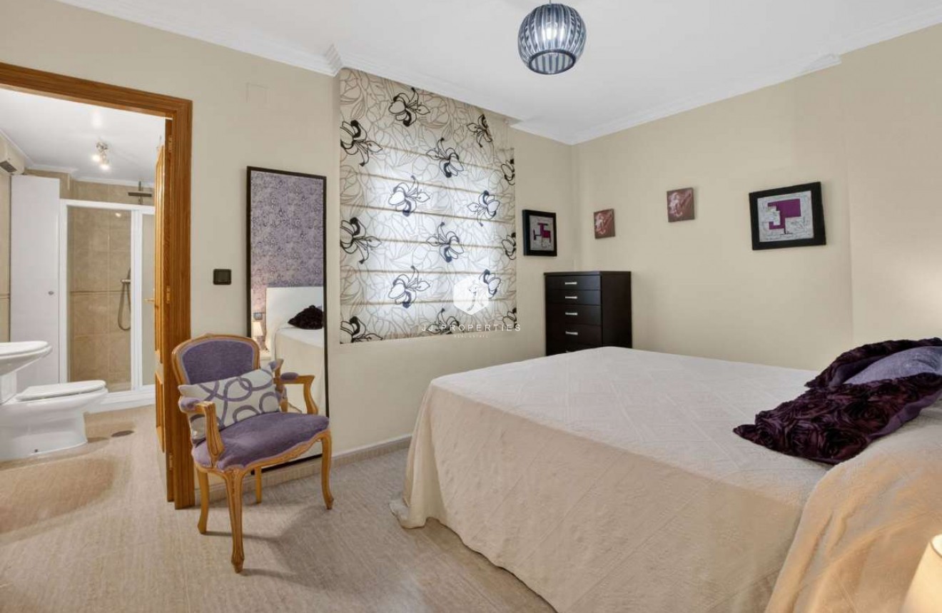 Tweedehands - Appartement / flat -
Torrevieja - Costa Blanca