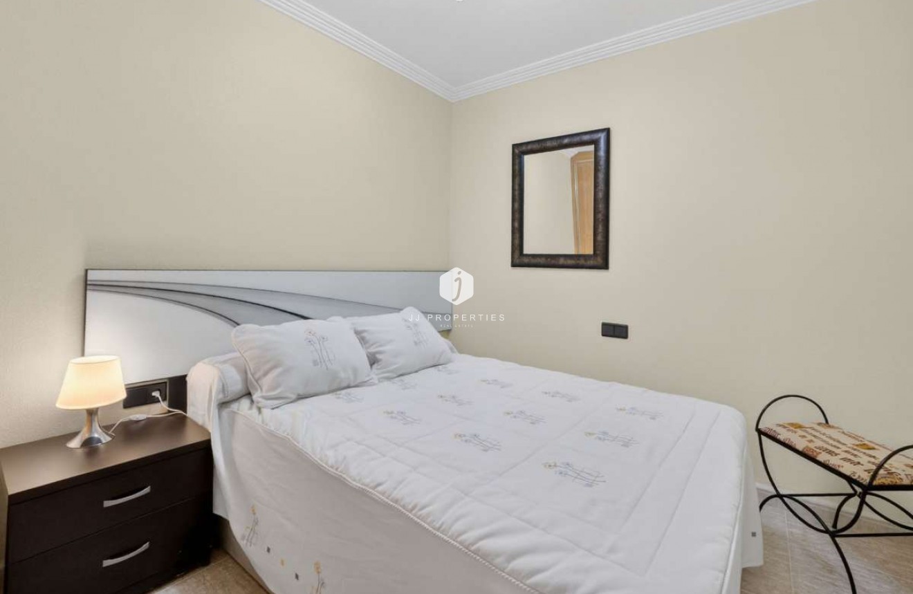 Tweedehands - Appartement / flat -
Torrevieja - Costa Blanca