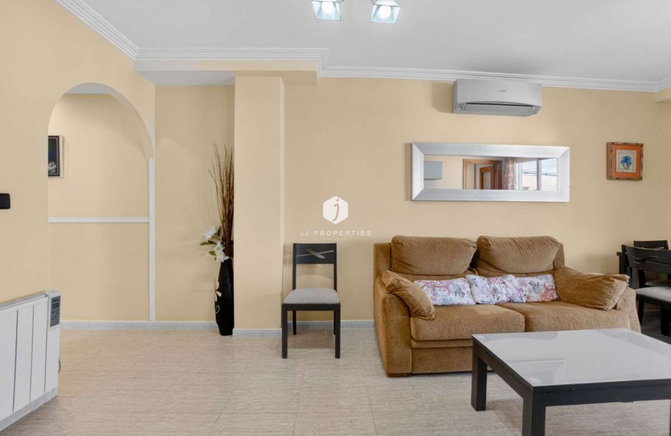 Tweedehands - Appartement / flat -
Torrevieja - Costa Blanca