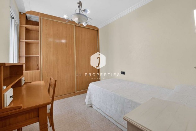 Tweedehands - Appartement / flat -
Torrevieja - Costa Blanca