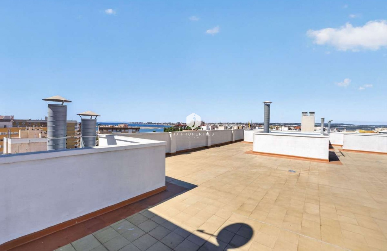 Tweedehands - Appartement / flat -
Torrevieja - Costa Blanca