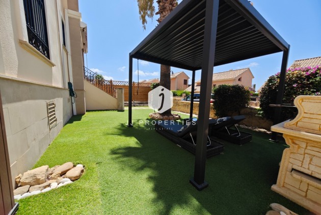Tweedehands - Appartement / flat -
Algorfa - Inland
