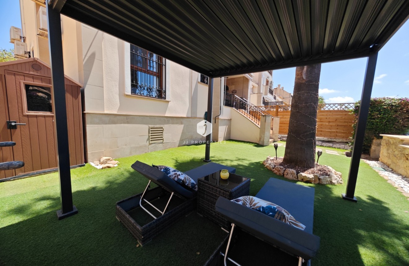 Tweedehands - Appartement / flat -
Algorfa - Inland