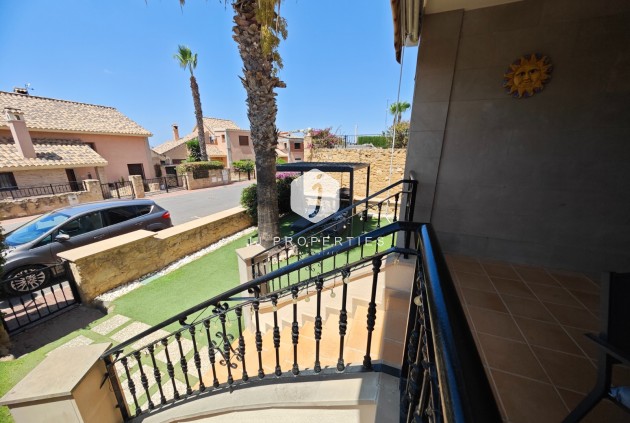 Tweedehands - Appartement / flat -
Algorfa - Inland