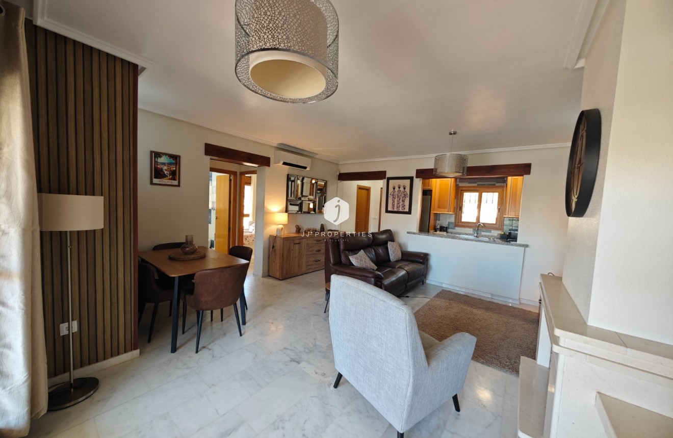 Tweedehands - Appartement / flat -
Algorfa - Inland