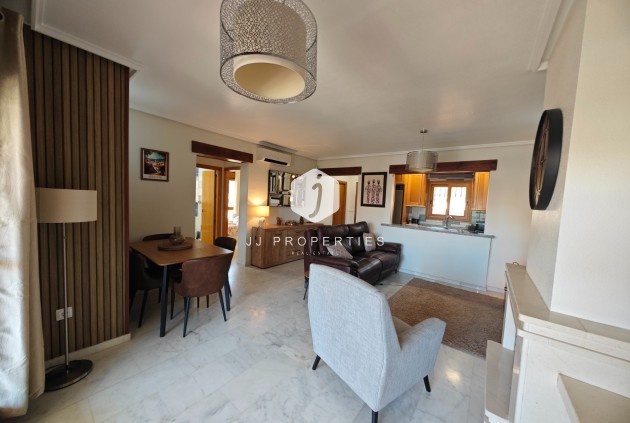 Tweedehands - Appartement / flat -
Algorfa - Inland