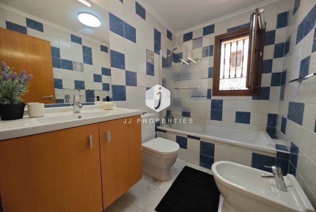 Tweedehands - Appartement / flat -
Algorfa - Inland