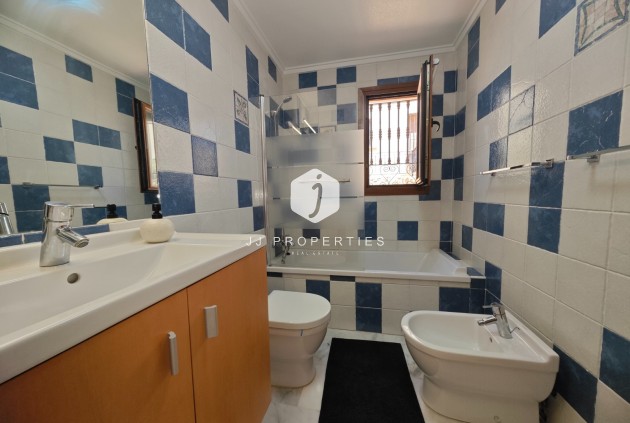 Tweedehands - Appartement / flat -
Algorfa - Inland