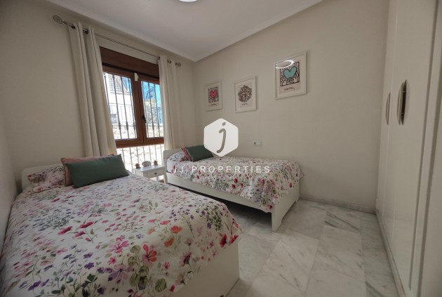 Tweedehands - Appartement / flat -
Algorfa - Inland