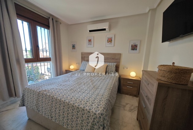 Tweedehands - Appartement / flat -
Algorfa - Inland