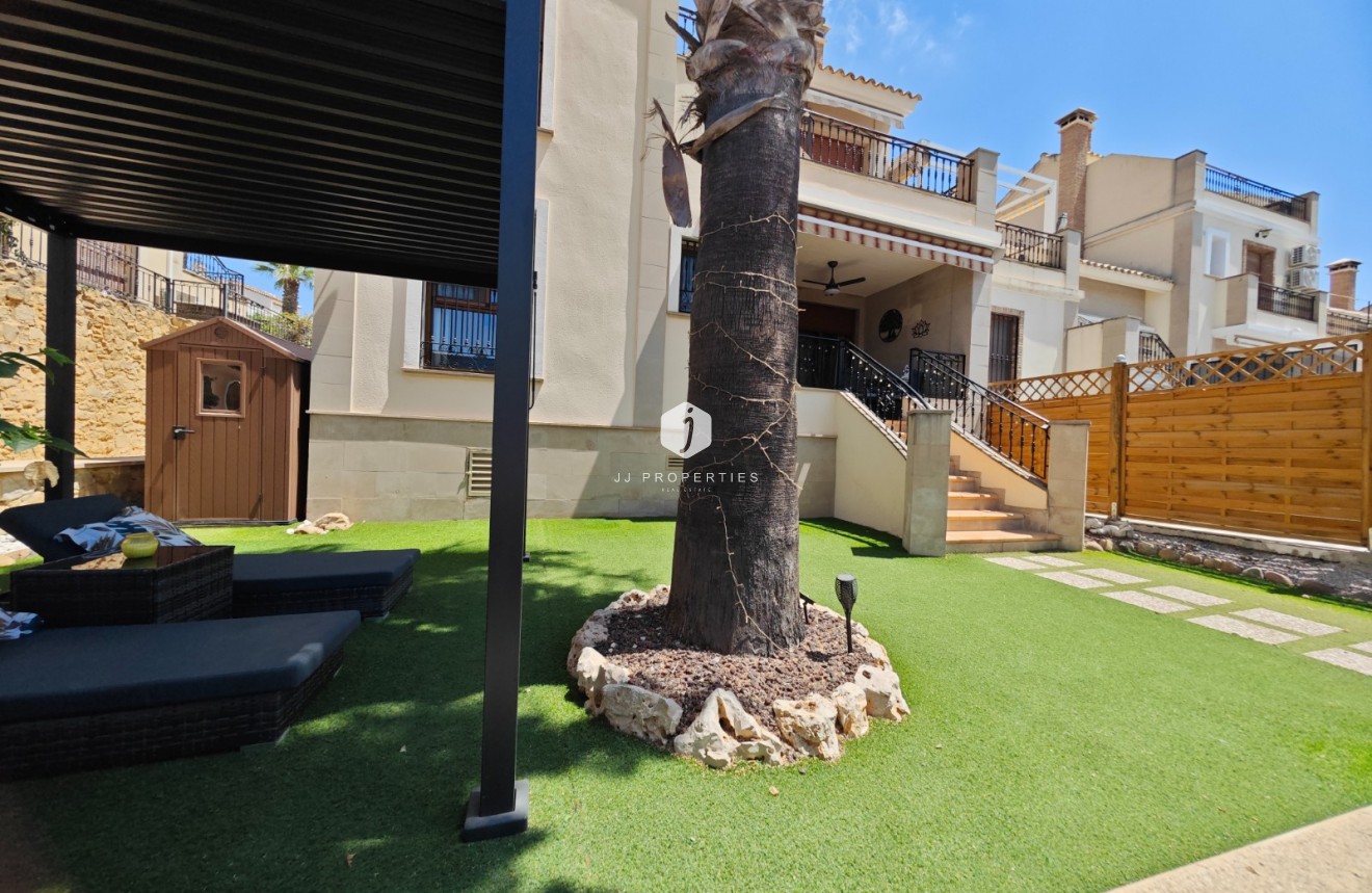 Tweedehands - Appartement / flat -
Algorfa - Inland