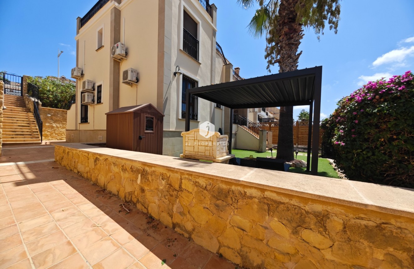 Tweedehands - Appartement / flat -
Algorfa - Inland