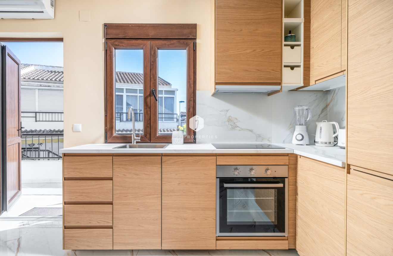 Resale - Apartment / flat -
La Mata - Costa Blanca