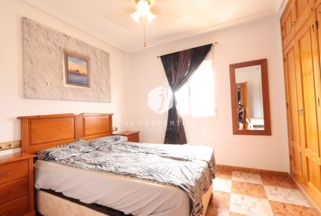 Aus zweiter Hand - Wohnung -
Orihuela Costa - Costa Blanca