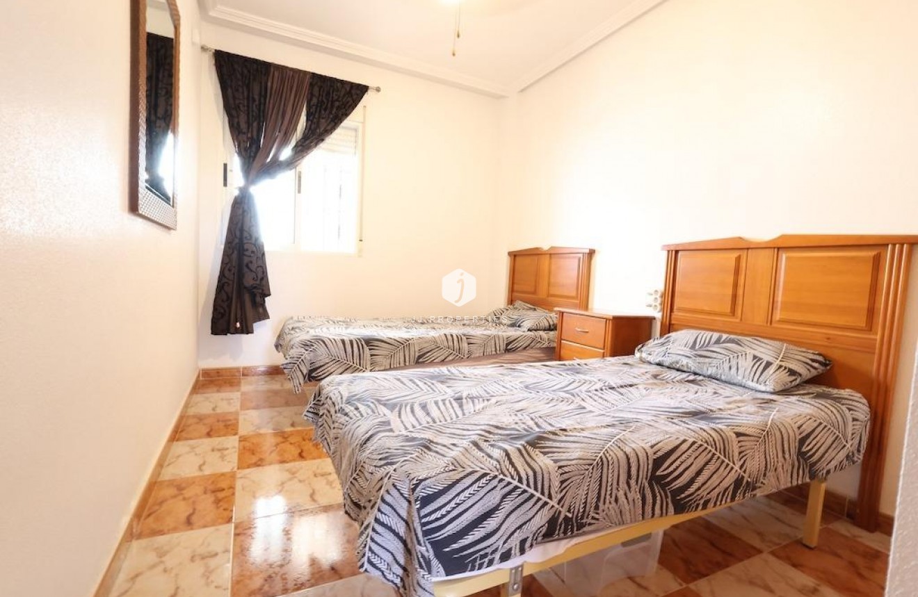 Aus zweiter Hand - Wohnung -
Orihuela Costa - Costa Blanca